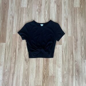 knot front black tee